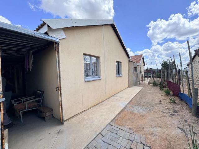 House in Roodepan