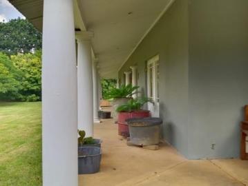 4 Bedroom House in Rosendal