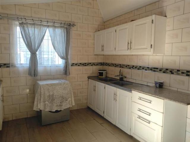 4 Bedroom House in Richem