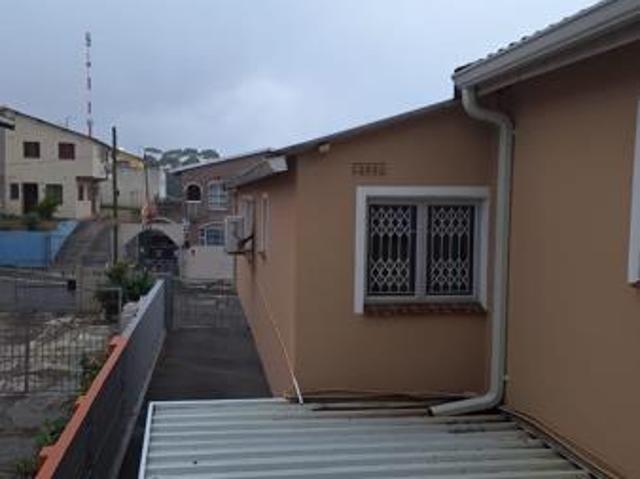 4 Bedroom House in Risecliff