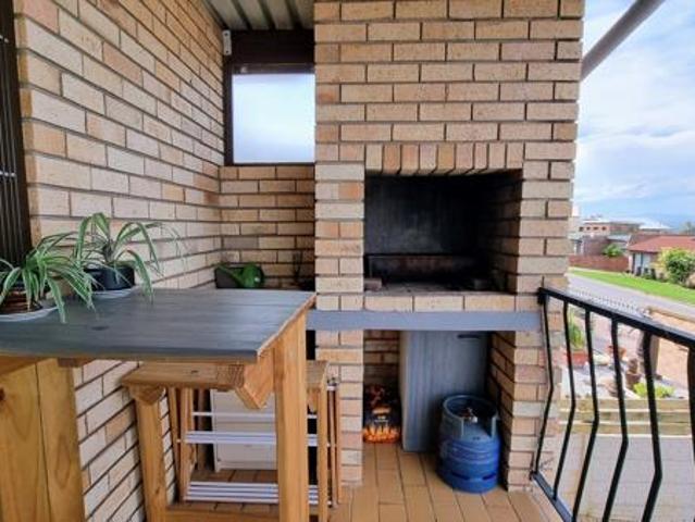4 Bedroom House in Wavecrest