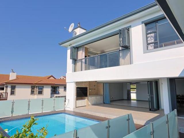 4 Bedroom House in Wavecrest