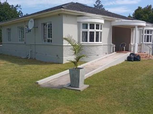 4 Bedroom House in Walmer
