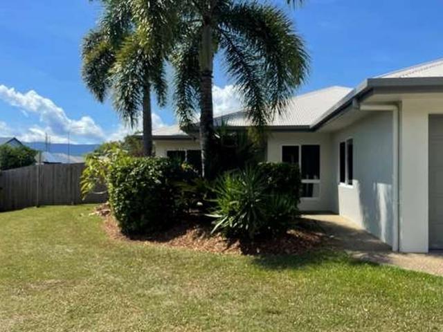 4 BEDROOM HOUSE IN WHITE ROCK