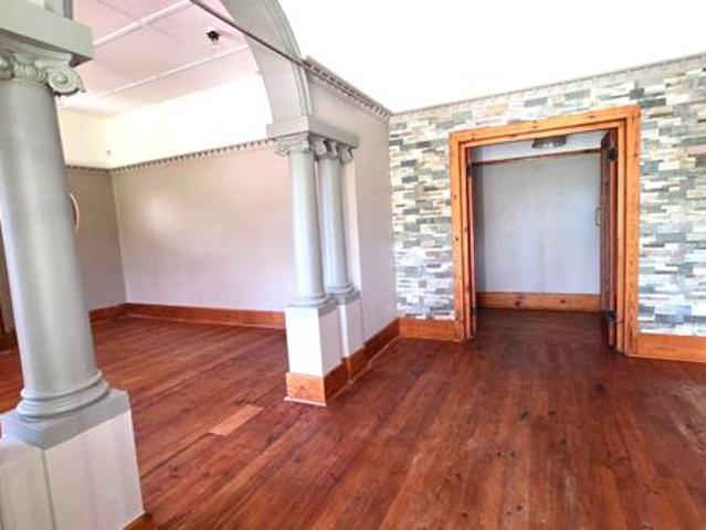 4 Bedroom House in Top Town