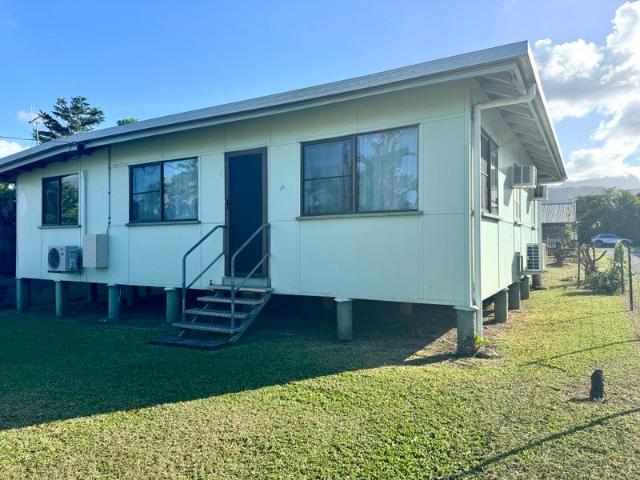 4 Bedroom House in the Heart of Mossman