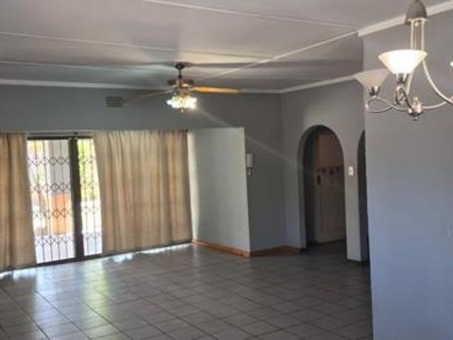 4 Bedroom House in Vanderbijlpark SE