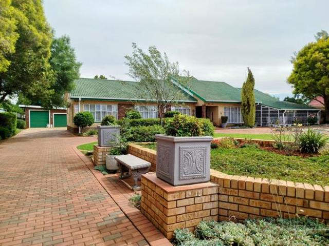 4 Bedroom House in Ventersdorp