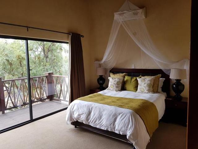 4 Bedroom House in Zebula Golf Estate