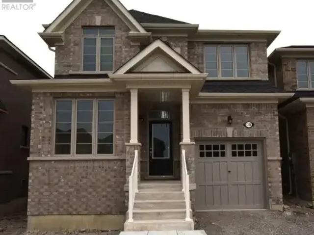 4 Bedroom House Innisfil ON 105004722