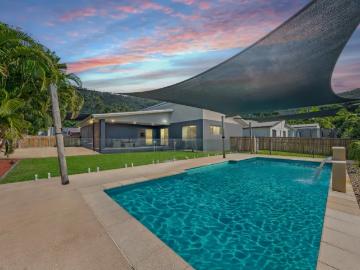 4 Bedroom House Jubilee Pocket QLD LS102472494