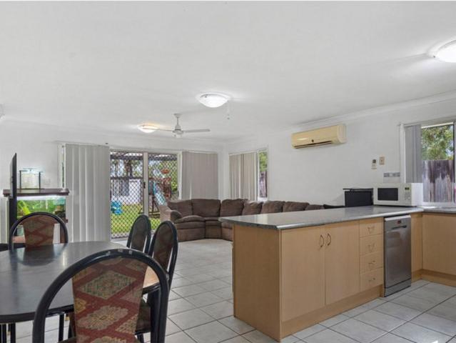 4 BEDROOM HOUSE ON A 1000+SQM BLOCK