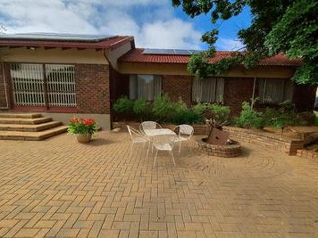 4 bedroom house on the market in roo.