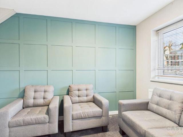 4 bedroom house of multiple occupation to rent