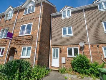 4 bedroom house of multiple occupation for sale