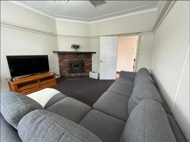 4 BEDROOM HOUSE LOCATED EAST TAMWORTH