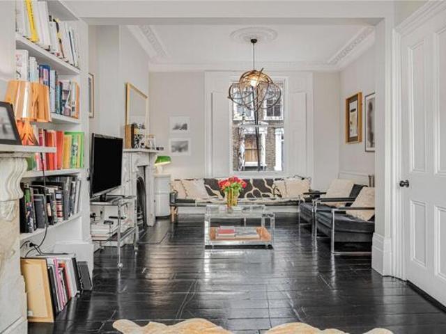4 Bedroom House London Greater London 100648673