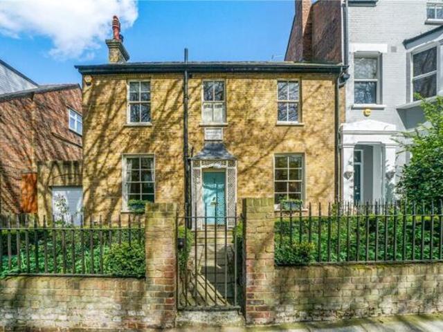 4 Bedroom House London Greater London 101856052