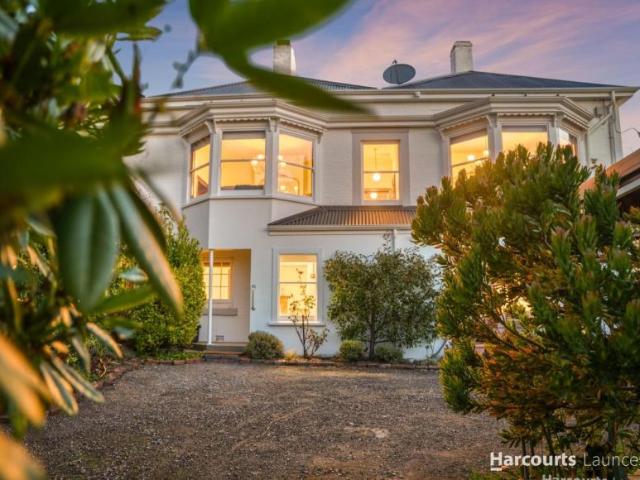 4 Bedroom House Launceston TAS 106030212