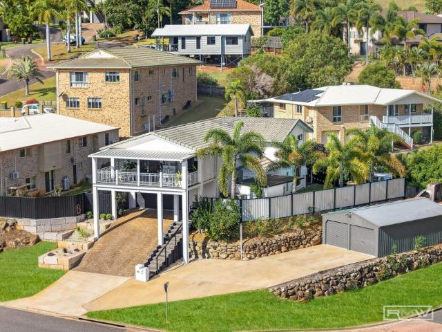 4 Bedroom House Lammermoor QLD 103067708