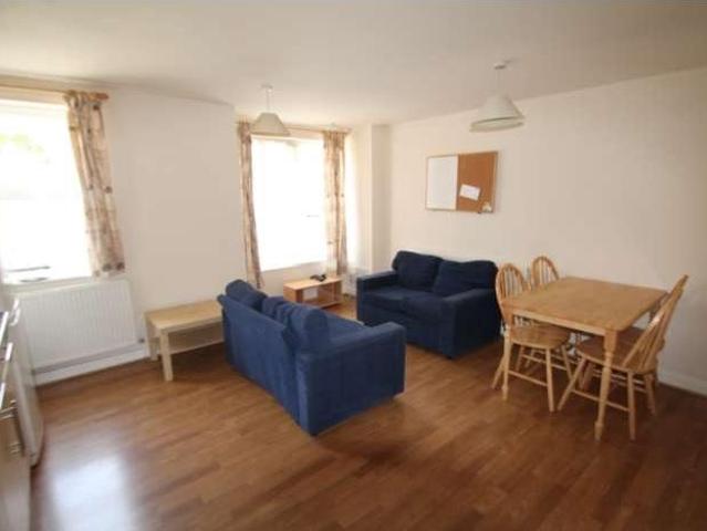 4 Bedroom House Lenton East Midlands 98286207