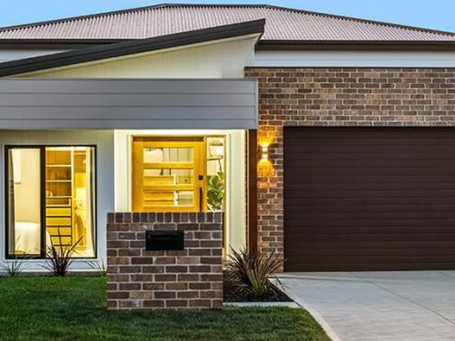 4 Bedroom House LILYWOOD QLD 104893954