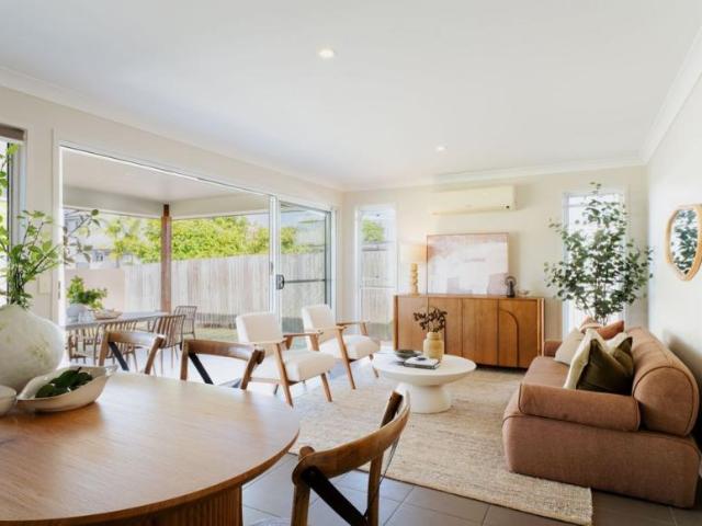 4 Bedroom House Mountain Creek, 105825219