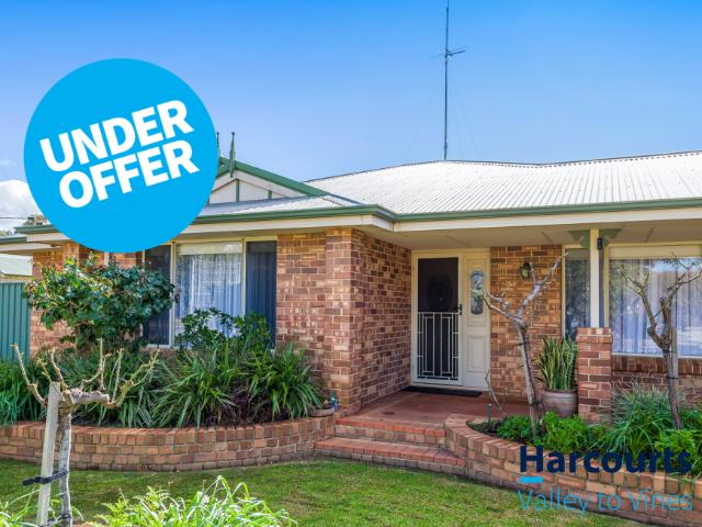 4 Bedroom House Moora WA 106022869