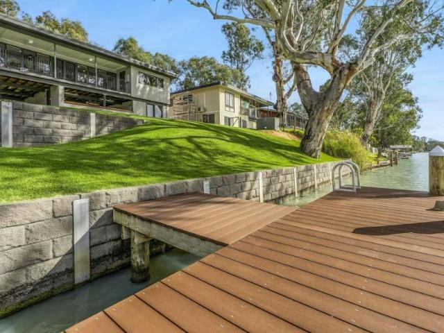 4 Bedroom House Morgan SA 105933470