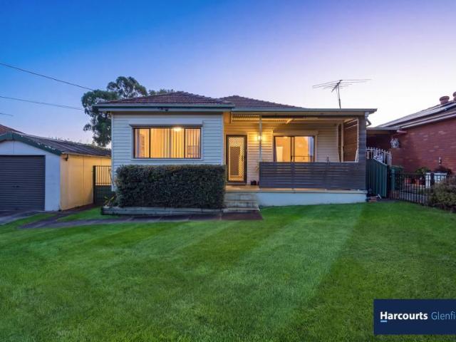 4 Bedroom House Macquarie Fields NSW 106015980
