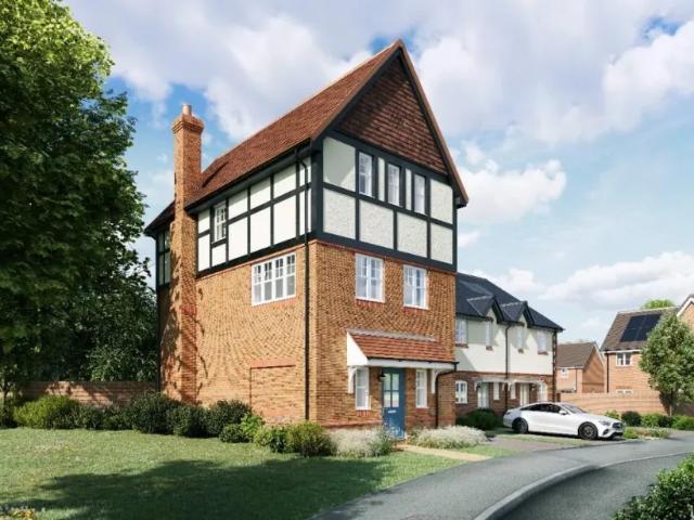 4 Bedroom House Maidenhead Maidenhead 102596782