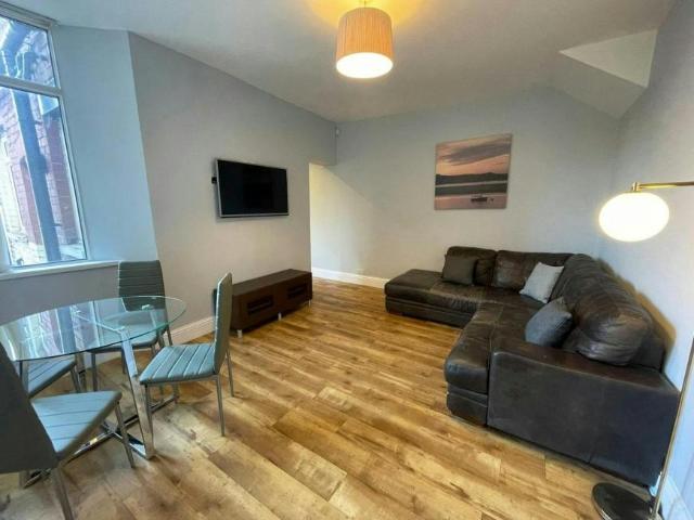 4 Bedroom House Manchester Manchester 101587781