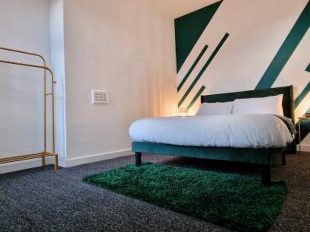 4 Bedroom House Manchester Manchester 76871480