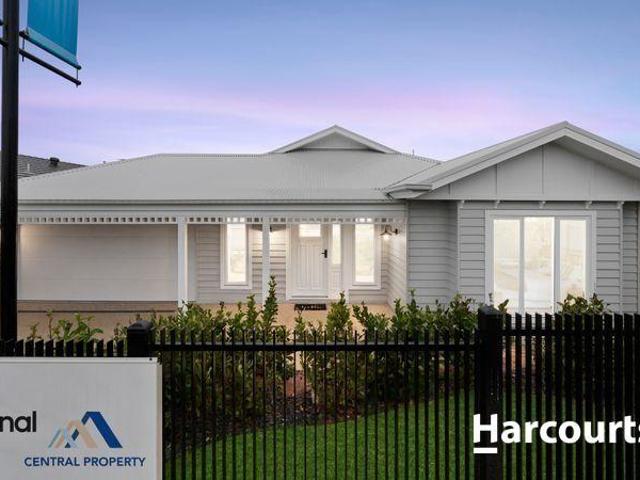 4 Bedroom House Manor Lakes VIC 106145169
