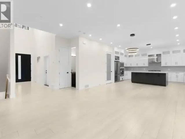 4 Bedroom House Maple Ridge BC 105072165