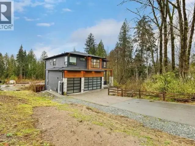 4 Bedroom House Maple Ridge BC 105435203