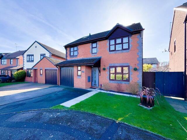 4 Bedroom House Melksham Wiltshire 101777614