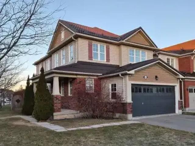 4 Bedroom House Milton ON 104506926