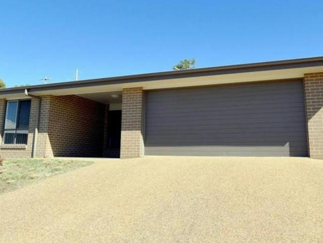 4 Bedroom House New Auckland QLD 105995691
