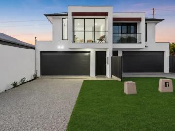 4 Bedroom House Newton SA LS102433555