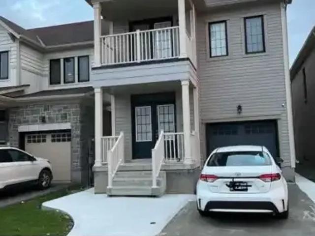 4 Bedroom House Niagara Falls ON 103879650