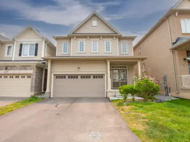 4 Bedroom House Niagara Falls ON 104179538