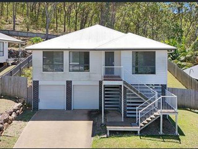 4 Bedroom House Sarina Queensland LS104603170