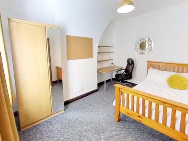 4 bedroom house share for rent in Garden Lane, Chester, CH1