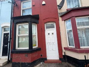4 bedroom house share located on Parton Street
