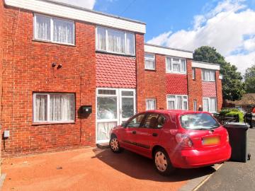 4 bedroom house share to rent