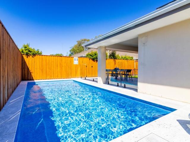 4 Bedroom House Sippy Downs QLD 104438011