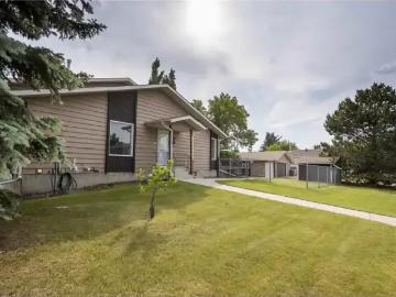 4 Bedroom House Spruce Grove AB 103380077
