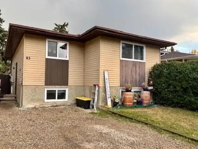 4 Bedroom House Spruce Grove AB 105023368