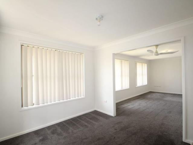 4 Bedroom House + Study in Singleton Heights